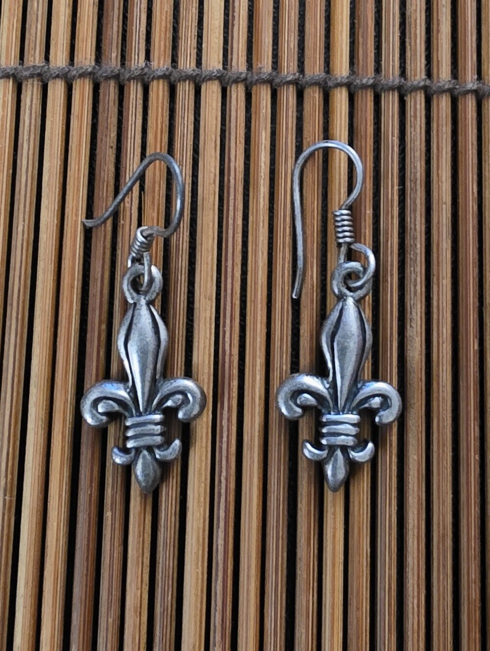 925 Silver Flur De Lis Dangle Earrings (Vintage)